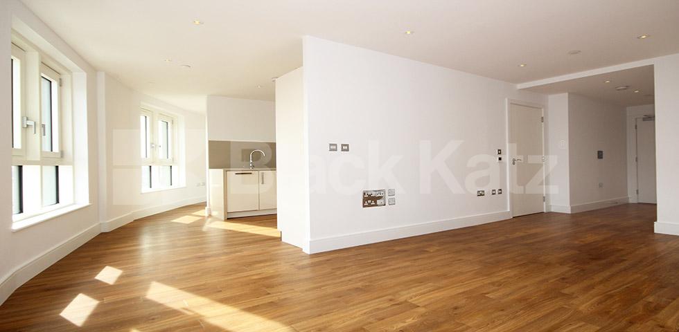 			New Instruction, 1 Bedroom, 1 bath, 1 reception Apartment			 Queensland Road , HIGHBURY